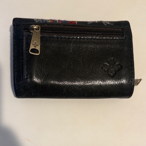 Patricia Nash Deep Navy Floral Embroidered Wallet with Silver Bar Accent - Picture 2 of 6